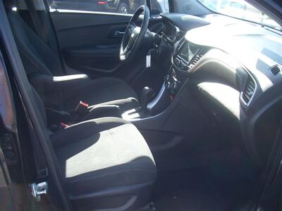 2018 Chevrolet Trax LS   - Photo 8 - Turlock, CA 95380