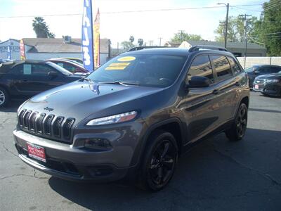 2017 Jeep Cherokee Sport Altitude   - Photo 2 - Turlock, CA 95380