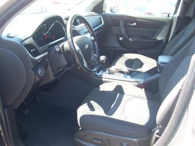 2017 Chevrolet Traverse LT   - Photo 4 - Turlock, CA 95380