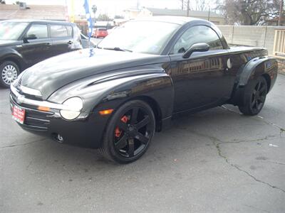 2004 Chevrolet SSR LS   - Photo 2 - Turlock, CA 95380