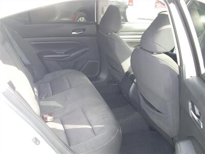 2020 Nissan Altima 2.5 S   - Photo 6 - Turlock, CA 95380