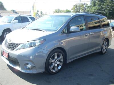 2013 Toyota Sienna SE 8-Passenger   - Photo 2 - Turlock, CA 95380