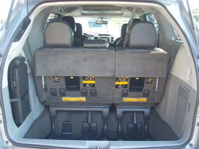 2013 Toyota Sienna SE 8-Passenger   - Photo 7 - Turlock, CA 95380