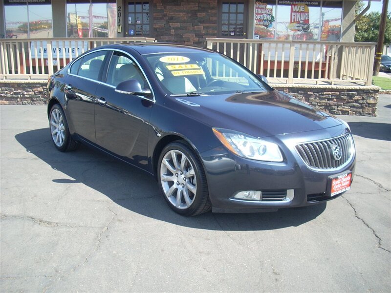 2013 Buick Regal Premium 3  