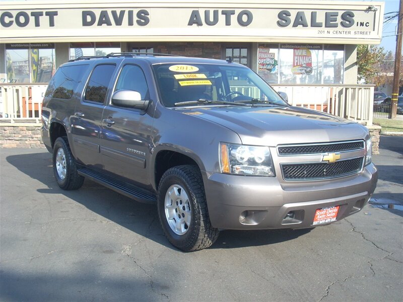 2013 Chevrolet Suburban LS   - Photo 1 - Turlock, CA 95380