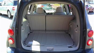 2011 Chevrolet HHR LT   - Photo 6 - Turlock, CA 95380