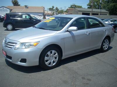 2011 Toyota Camry LE   - Photo 2 - Turlock, CA 95380