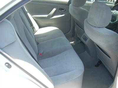 2011 Toyota Camry LE   - Photo 5 - Turlock, CA 95380