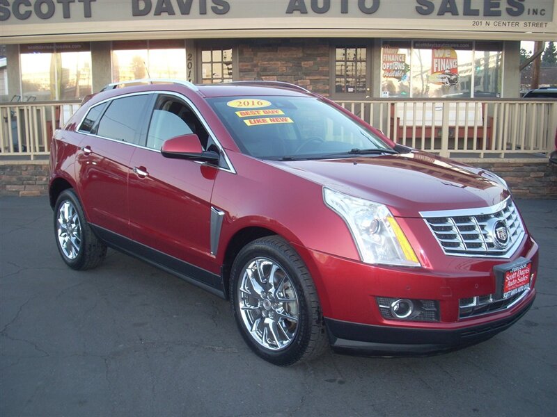 Cadillac SRX's photo