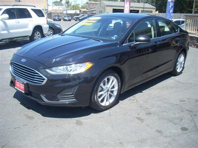 2020 Ford Fusion Hybrid SE   - Photo 2 - Turlock, CA 95380