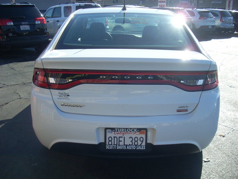 2015 Dodge Dart null photo 10