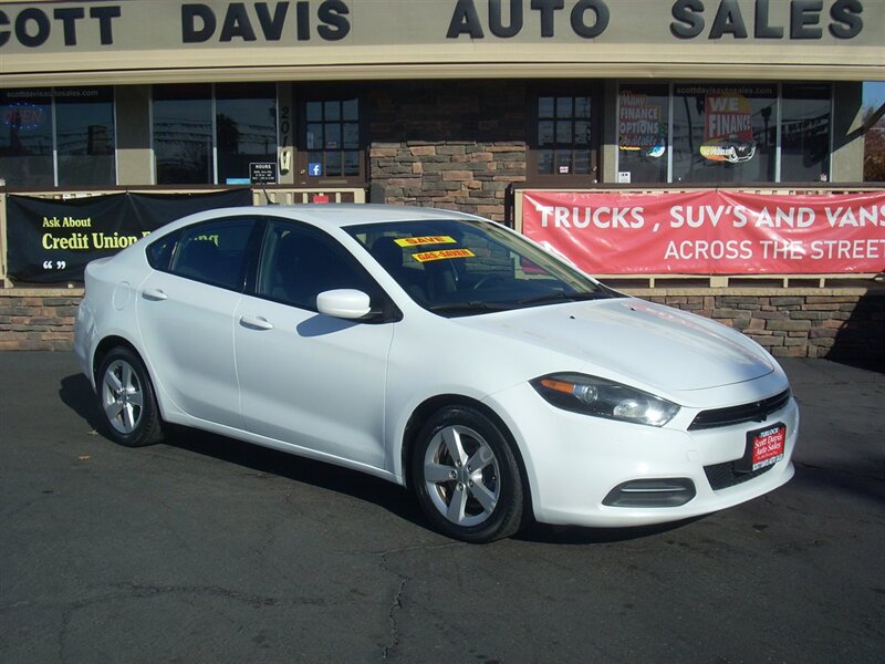 2015 Dodge Dart null photo 8