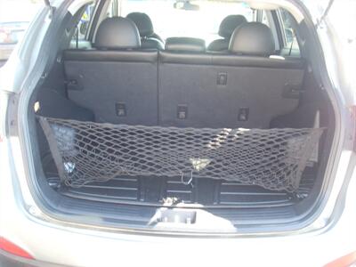 2010 Hyundai TUCSON Limited   - Photo 6 - Turlock, CA 95380