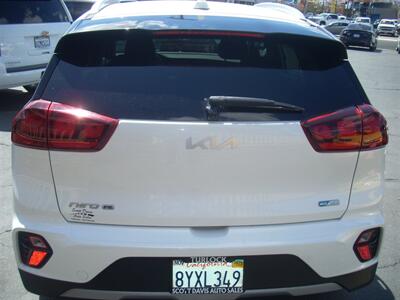 2022 Kia Niro LX   - Photo 3 - Turlock, CA 95380