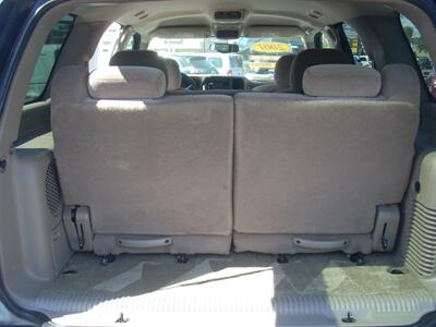 2001 GMC Yukon SLE   - Photo 6 - Turlock, CA 95380