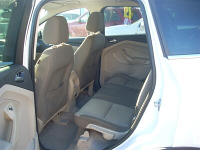 2015 Ford Escape SE - Photo 5 - Turlock, CA 95380