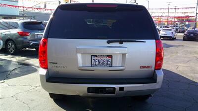 2011 GMC Yukon SLE   - Photo 4 - Turlock, CA 95380