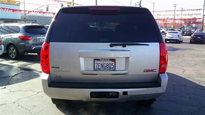 2011 GMC Yukon SLE   - Photo 3 - Turlock, CA 95380