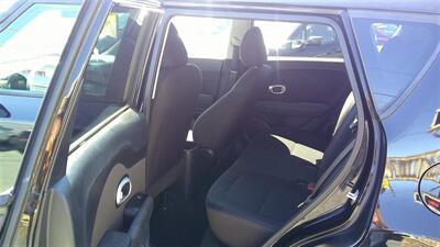 2015 Kia Soul - Photo 5 - Turlock, CA 95380