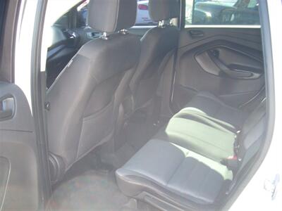 2017 Ford Escape S   - Photo 5 - Turlock, CA 95380