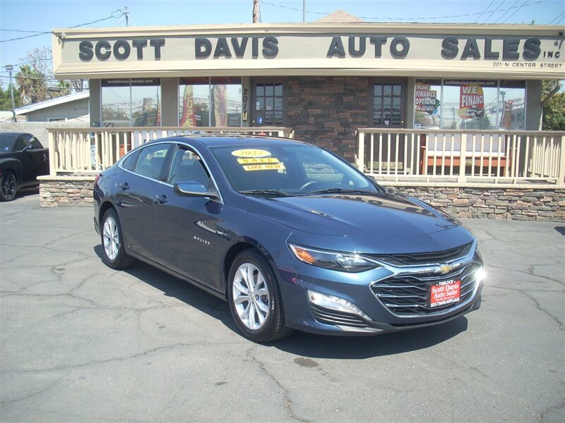 2022 Chevrolet Malibu LT - Photo 1 - Turlock, CA 95380