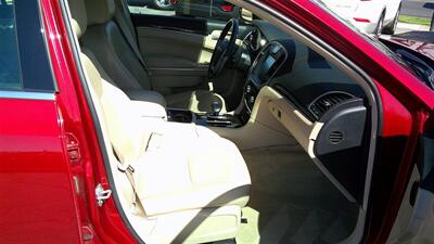 2014 Chrysler 300 Series - Photo 7 - Turlock, CA 95380