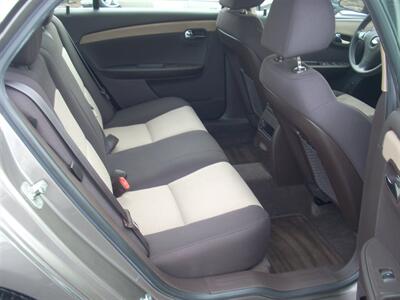 2010 Chevrolet Malibu LS - Photo 6 - Turlock, CA 95380