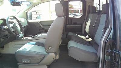 2004 Nissan Titan SE   - Photo 5 - Turlock, CA 95380