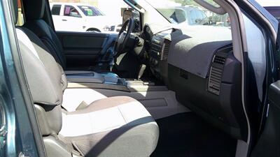 2004 Nissan Titan SE   - Photo 6 - Turlock, CA 95380