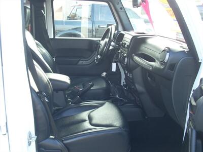 2018 Jeep Wrangler JK Unlimited Sport S   - Photo 8 - Turlock, CA 95380