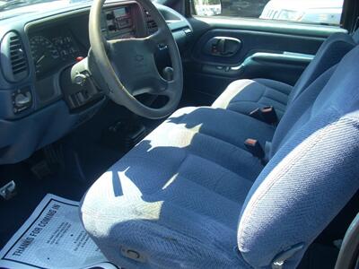 1995 Chevrolet C1500 Silverado   - Photo 4 - Turlock, CA 95380