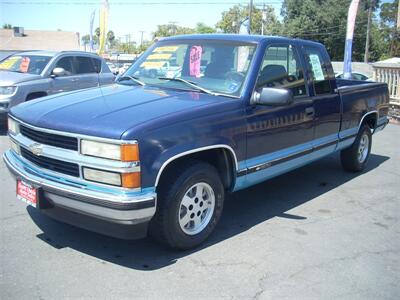 1995 Chevrolet C1500 Silverado   - Photo 2 - Turlock, CA 95380