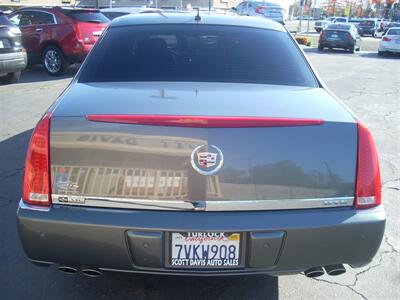 2007 Cadillac DTS Luxury II   - Photo 3 - Turlock, CA 95380