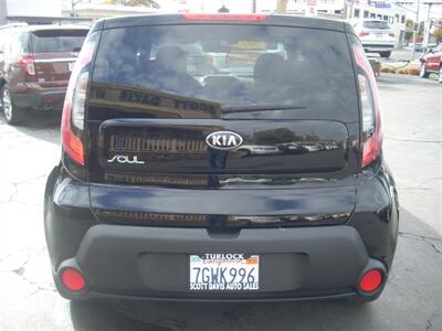 2015 Kia Soul   - Photo 3 - Turlock, CA 95380