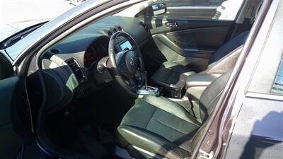 2011 Nissan Altima 2.5 SL - Photo 4 - Turlock, CA 95380
