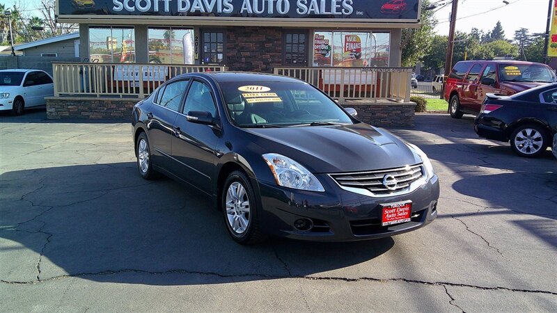 2011 Nissan Altima 2.5 SL   - Photo 1 - Turlock, CA 95380