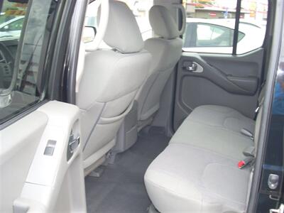 2019 Nissan Frontier SV - Photo 5 - Turlock, CA 95380