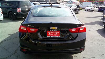 2018 Chevrolet Malibu LT - Photo 3 - Turlock, CA 95380
