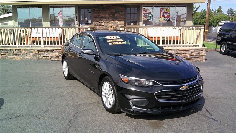 2018 Chevrolet Malibu LT   - Photo 1 - Turlock, CA 95380