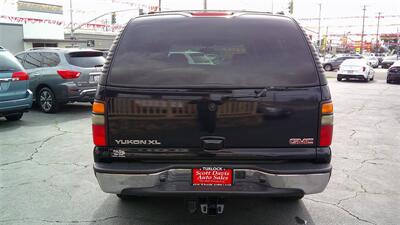 2005 GMC Yukon 1500 SLT   - Photo 3 - Turlock, CA 95380