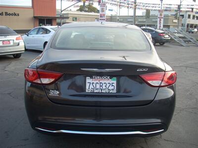 2016 Chrysler 200 Limited   - Photo 10 - Turlock, CA 95380