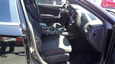 2017 Dodge Charger SXT   - Photo 7 - Turlock, CA 95380