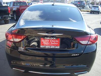 2016 Chrysler 200 Limited   - Photo 3 - Turlock, CA 95380