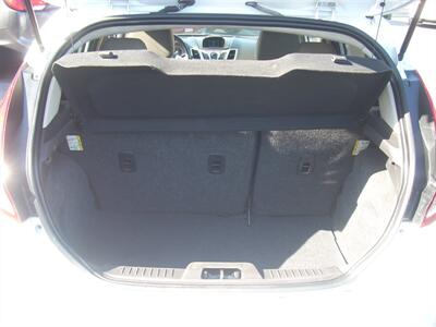 2015 Ford Fiesta SE   - Photo 6 - Turlock, CA 95380