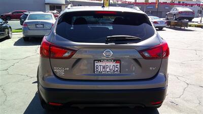 2017 Nissan Rogue Sport SV - Photo 3 - Turlock, CA 95380