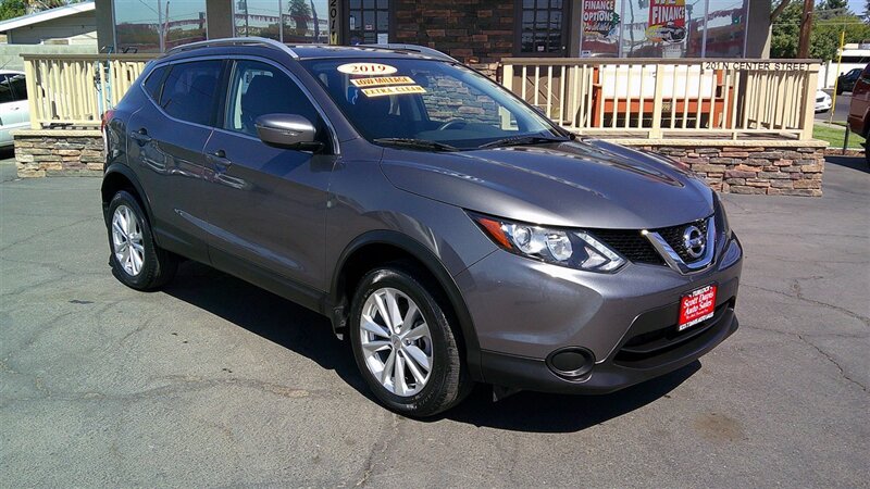 2017 Nissan Rogue Sport SV   - Photo 1 - Turlock, CA 95380