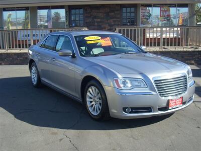 2013 Chrysler 300 Series   - Photo 1 - Turlock, CA 95380