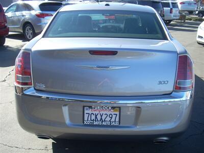 2013 Chrysler 300 Series   - Photo 3 - Turlock, CA 95380