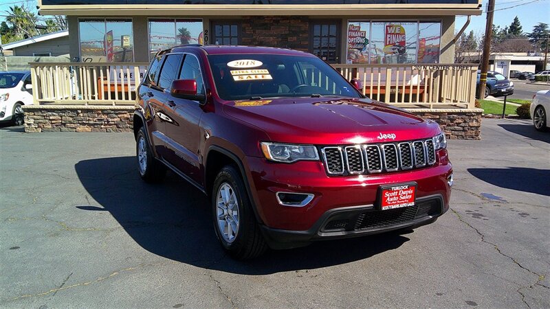 2018 Jeep Grand Cherokee Laredo  