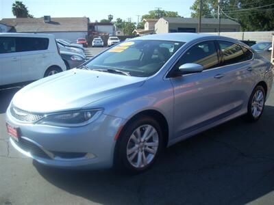 2015 Chrysler 200 Limited   - Photo 2 - Turlock, CA 95380